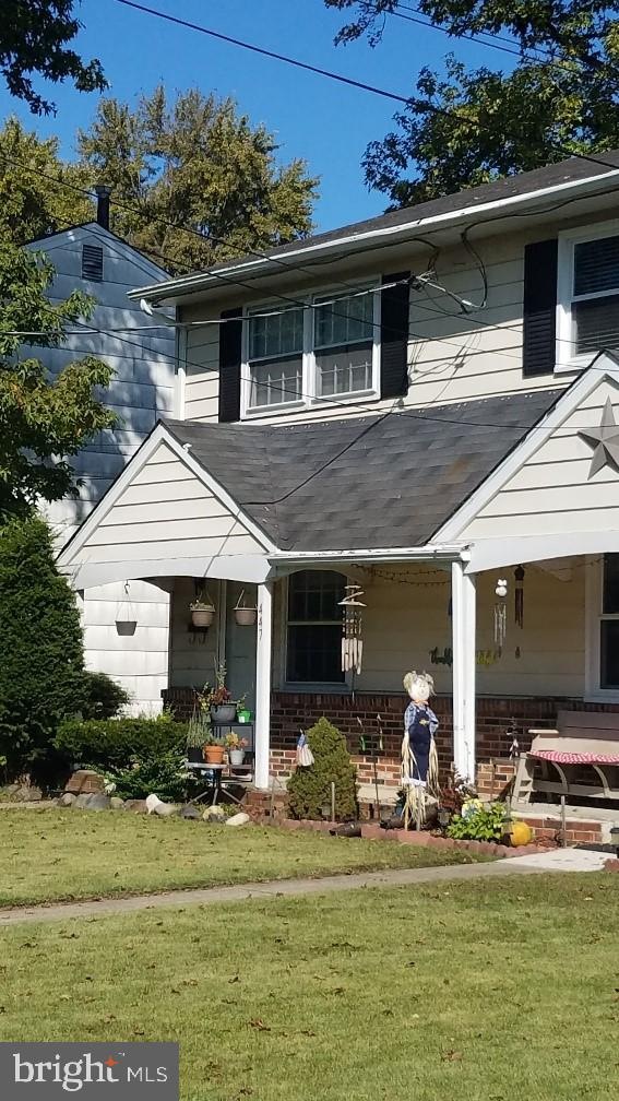447 Alexander Ave, Maple Shade, NJ 08052 - photo 1