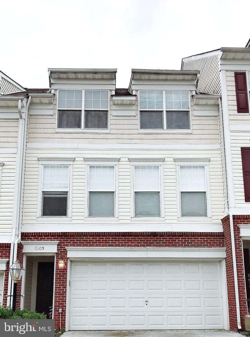 8205 Glade Bank Dr, Manassas, VA 20111 - photo 1