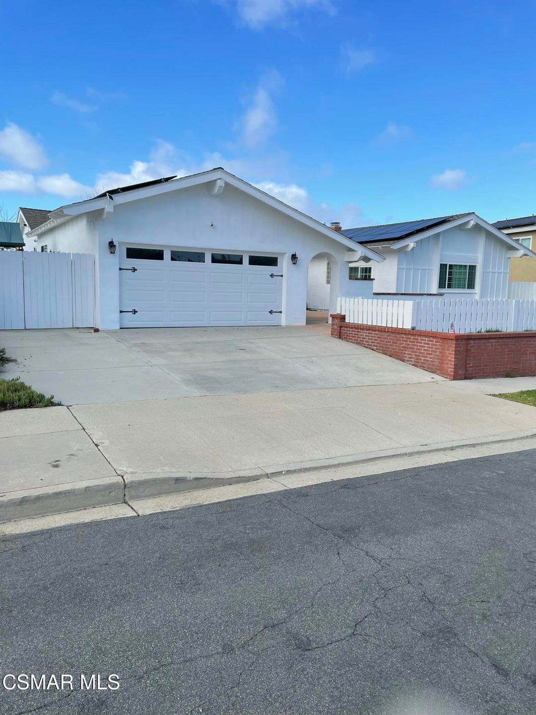 1031 Calle Ruiz, Thousand Oaks, CA 91360 - photo 1