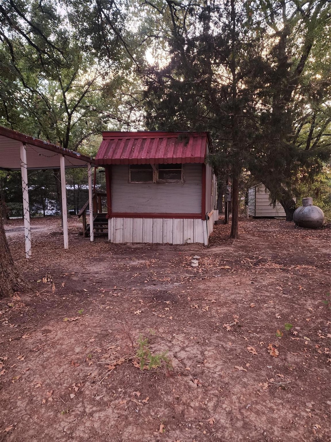 1952 County Road 2105, Kemp, TX 75143 MLS 20526146