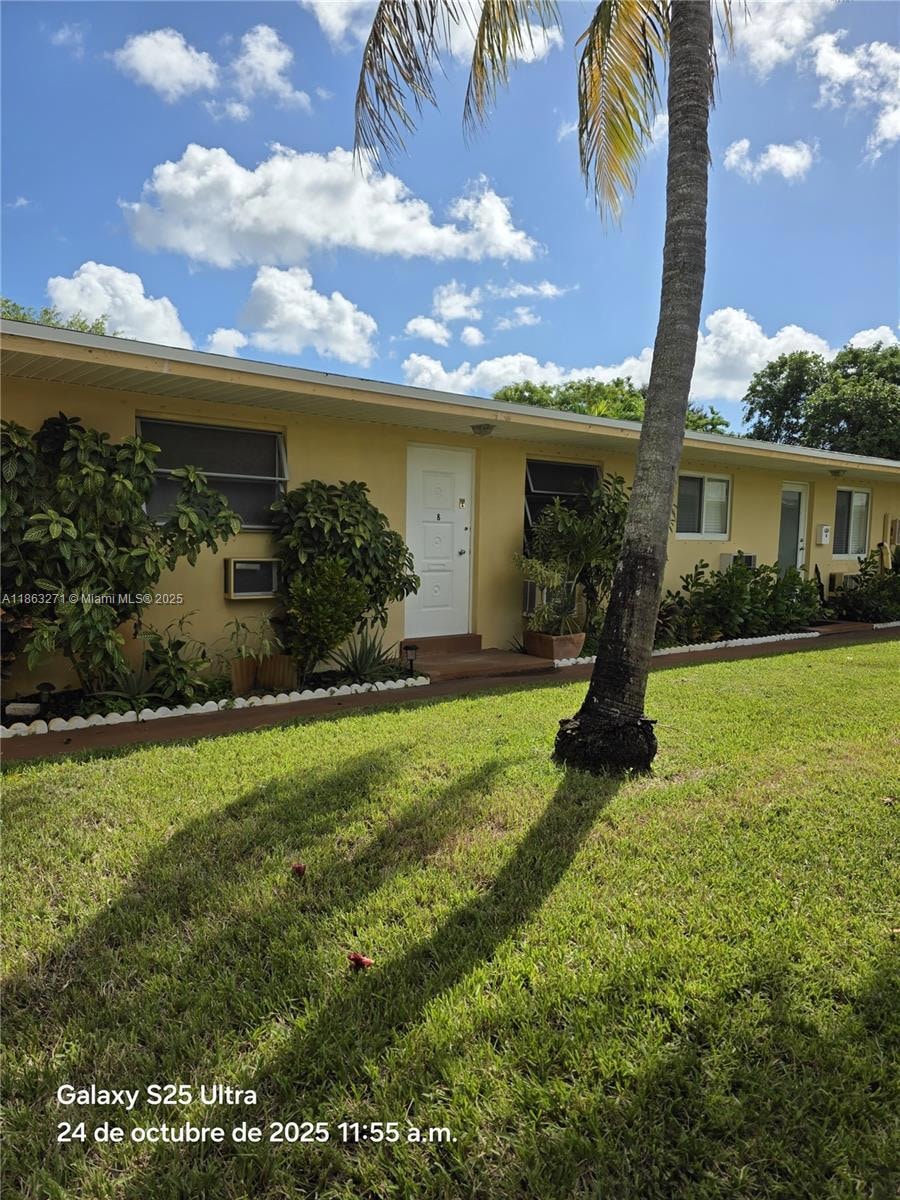 2241 Monroe St unit 8, Hollywood, FL 33020 - photo 1