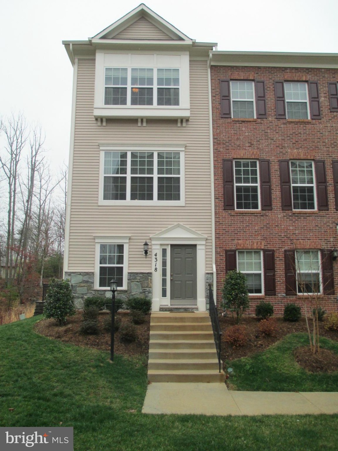 4318 Potomac Highlands Cir unit 35, Triangle, VA 22172 - photo 1