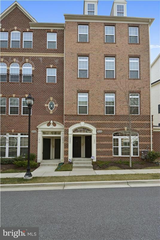 908 Hall Station Dr unit 100, Bowie, MD 20721 - photo 1