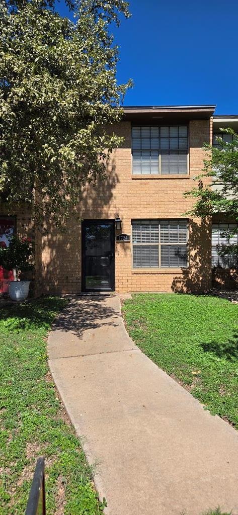 For Rent $1,350/month