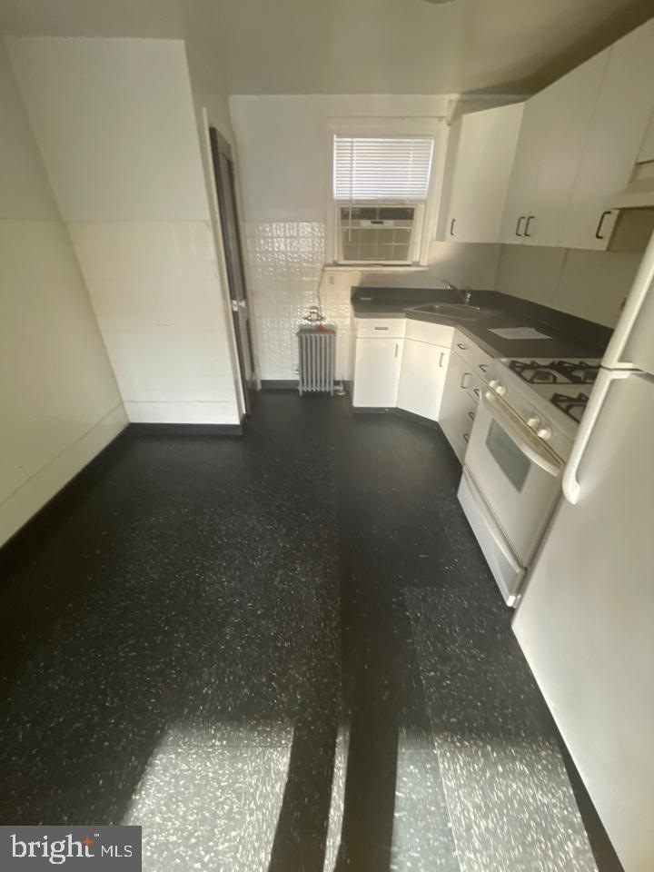 412 Morse St unit B, Camden, NJ 08105 - photo 1