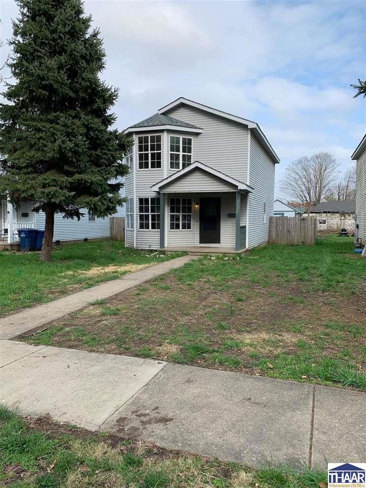 2428 Dillman St, Terre Haute, IN 47802 - photo 1