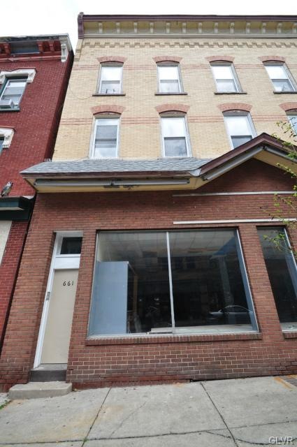 661 Main St unit 4, Slatington, PA 18080 - photo 1