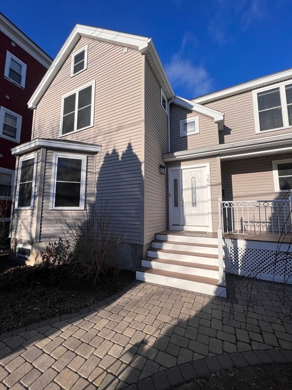 15 Oliver St, Somerville, MA 02145 - photo 1