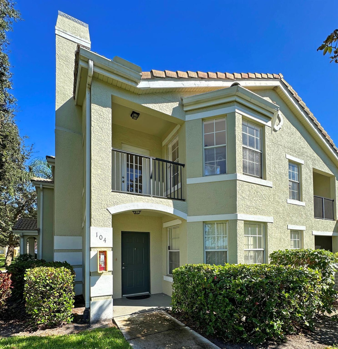 166 SW Peacock Blvd unit 104, Port Saint Lucie, FL 34986 - photo 1