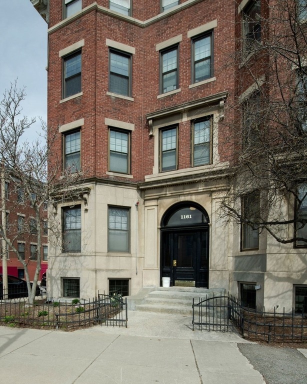 1161 Commonwealth Ave unit 2, Allston, MA 02134 - photo 1