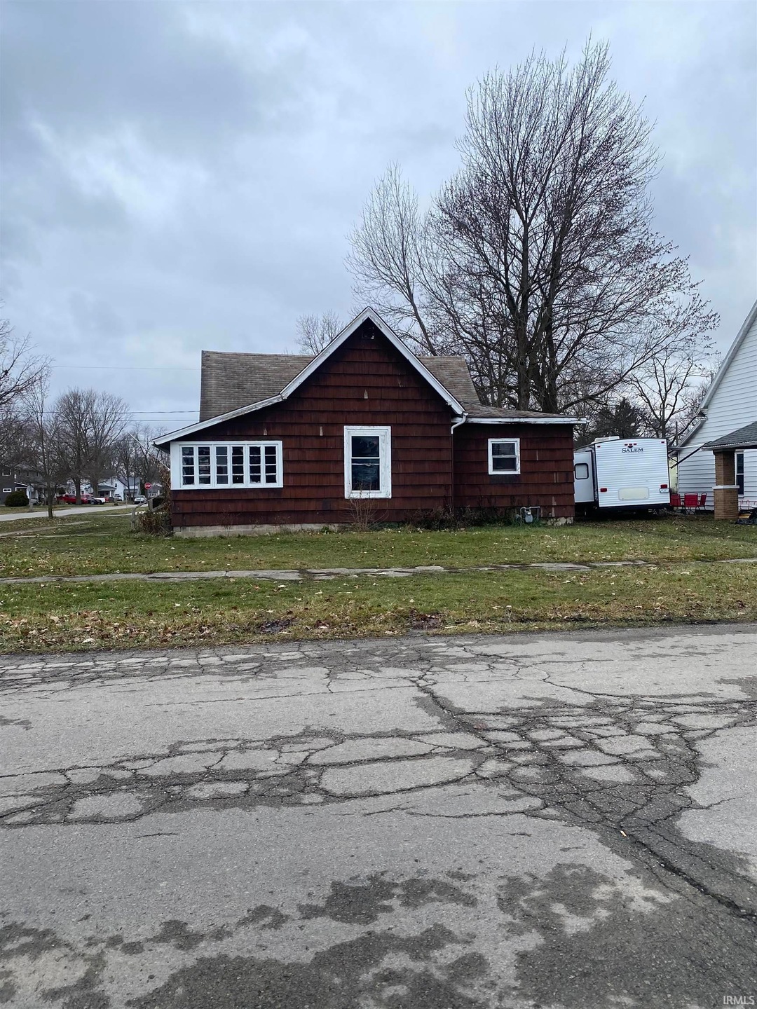 302 W Race St, Portland, IN 47371 - photo 1