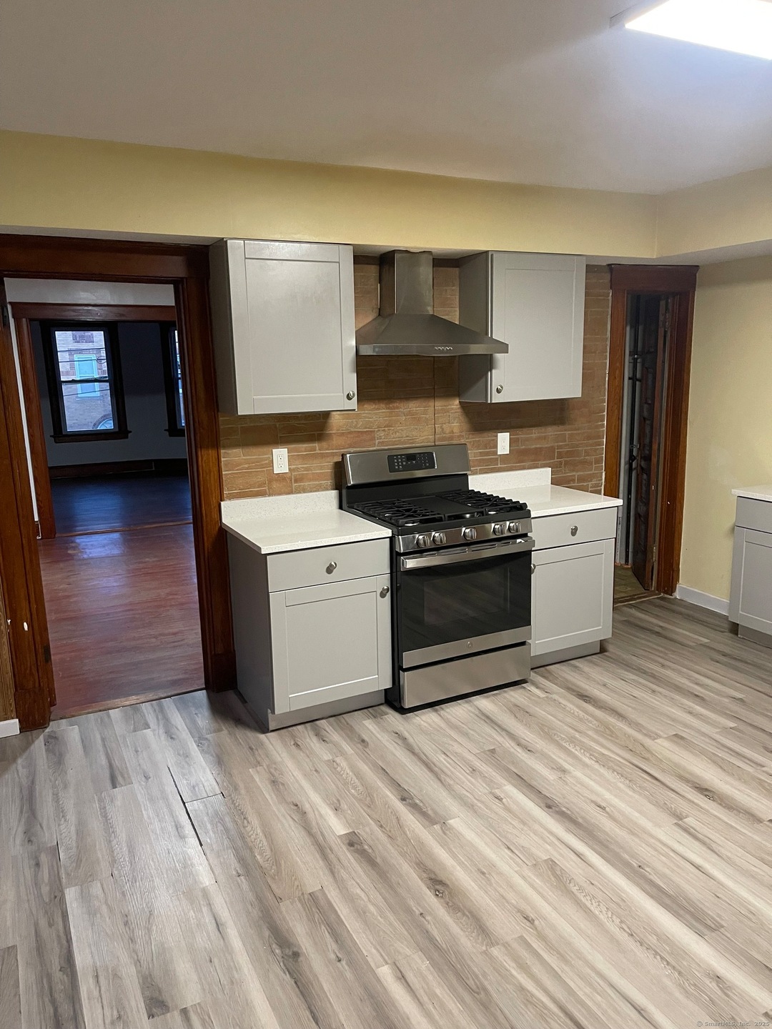 308 High St unit 2N, New Britain, CT 06051 - photo 1