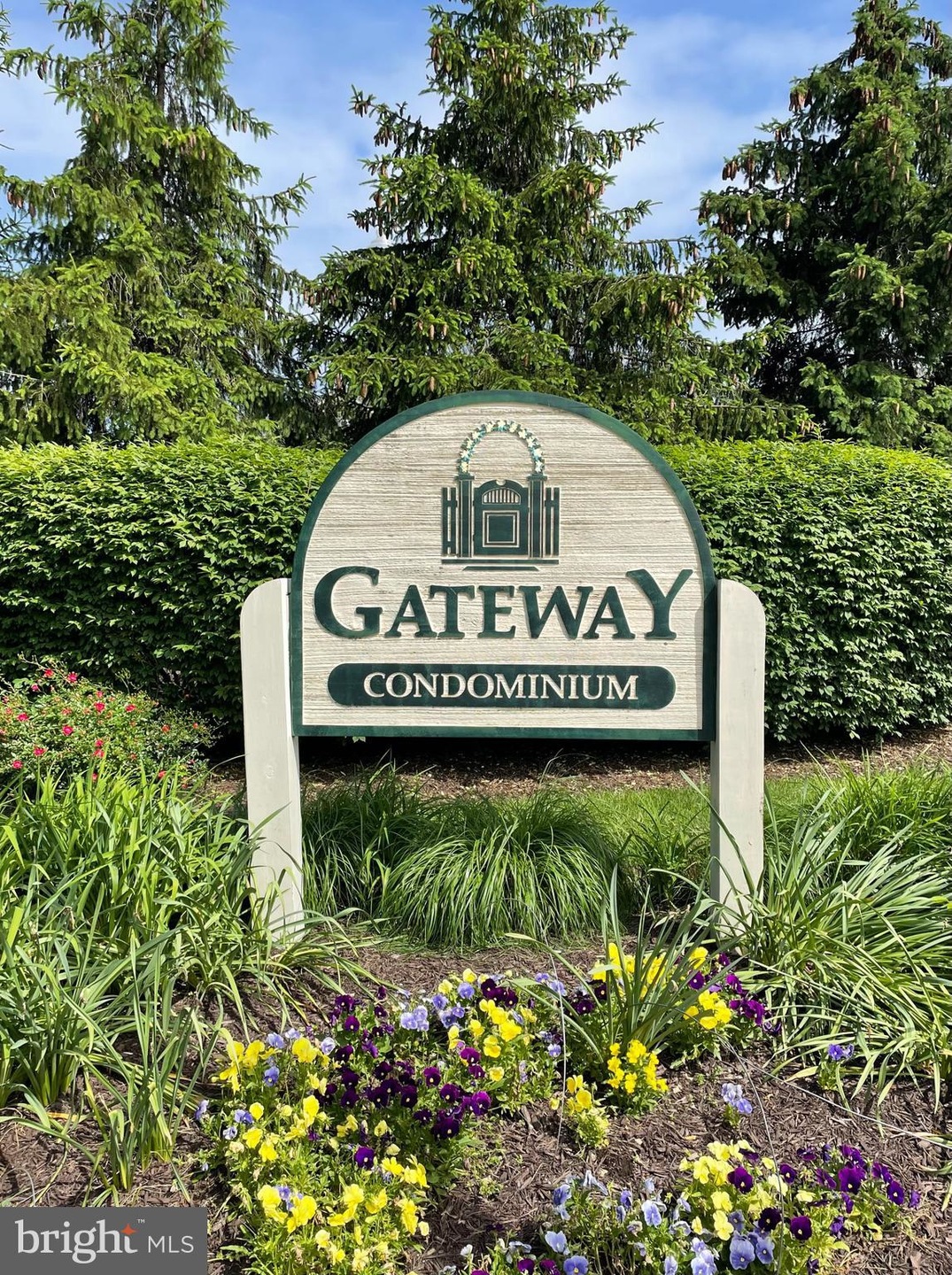 9111 Gracious End Ct unit 201, Columbia, MD 21046 - photo 1