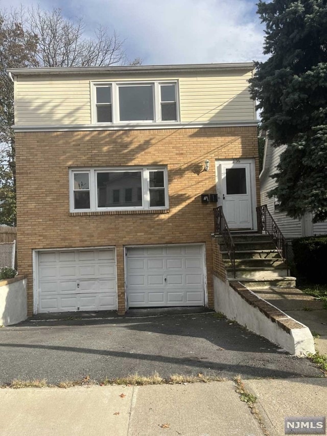 236 Alexander St unit 1, Newark, NJ 07106 - photo 1