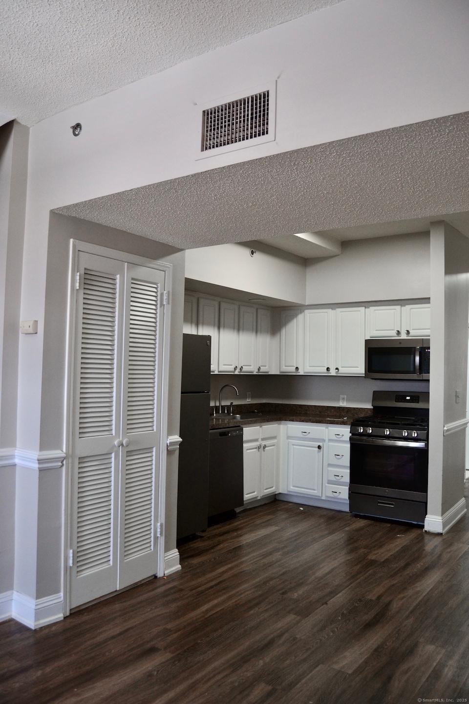 For Rent $2,500/month • Co-Listing Agent