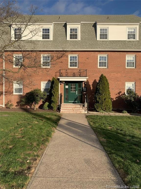 2580 Main St unit B16, Stratford, CT 06615 - photo 1