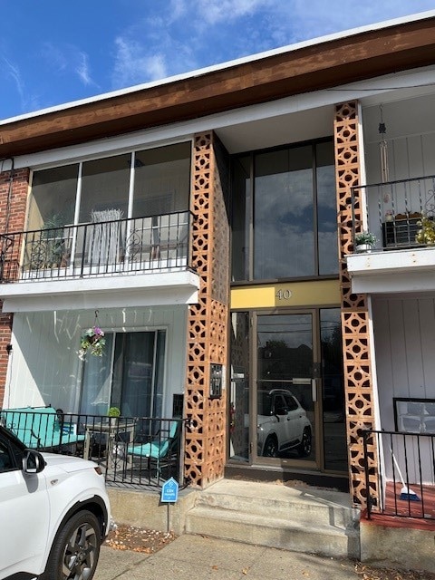 40 Huron St unit 6, Providence, RI 02908 - photo 1