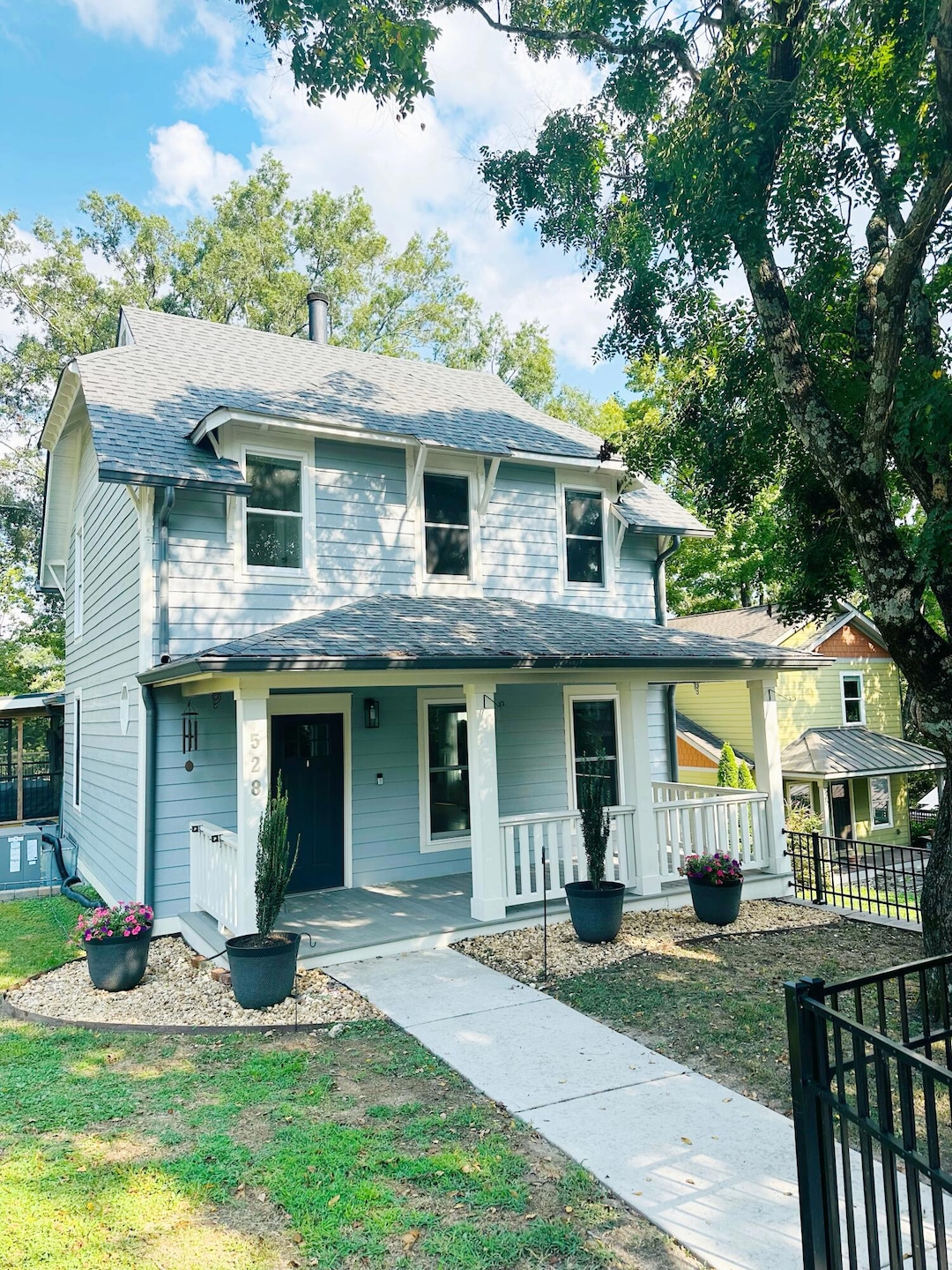 Sold $785,000 • Co-Listing Agent