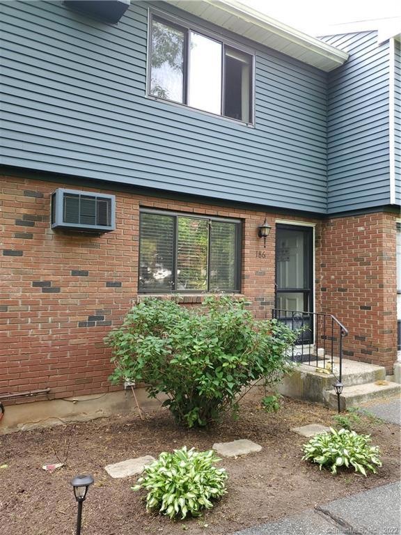 186 Churchill Dr unit 186, Newington, CT 06111 - photo 1