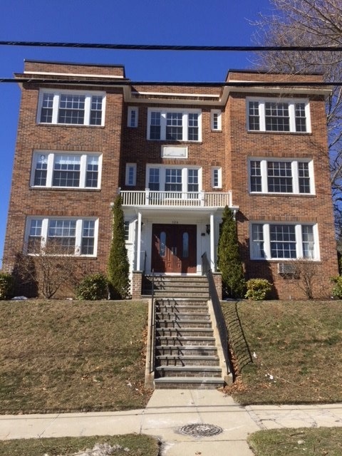 124 Blackstone Blvd unit 3, Providence, RI 02906 - photo 1