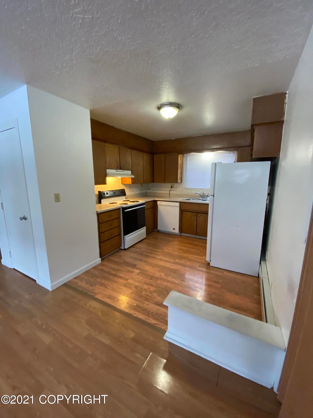 1016 W 25th Ave unit 3, Anchorage, AK 99503 - photo 1