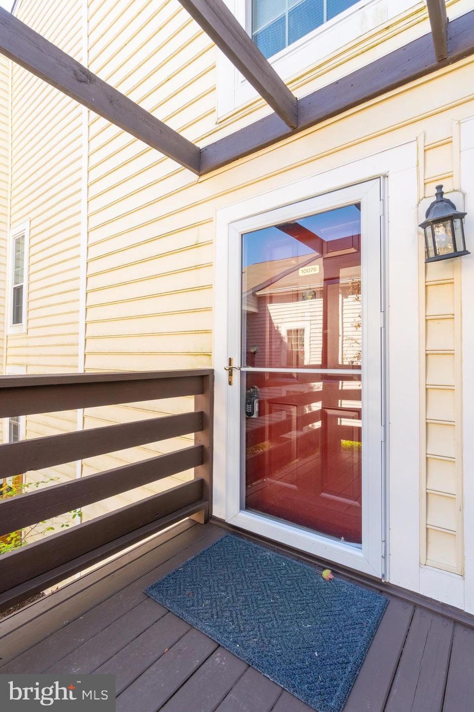 10076 Oakton Terrace Rd, Oakton, VA 22124 - photo 1