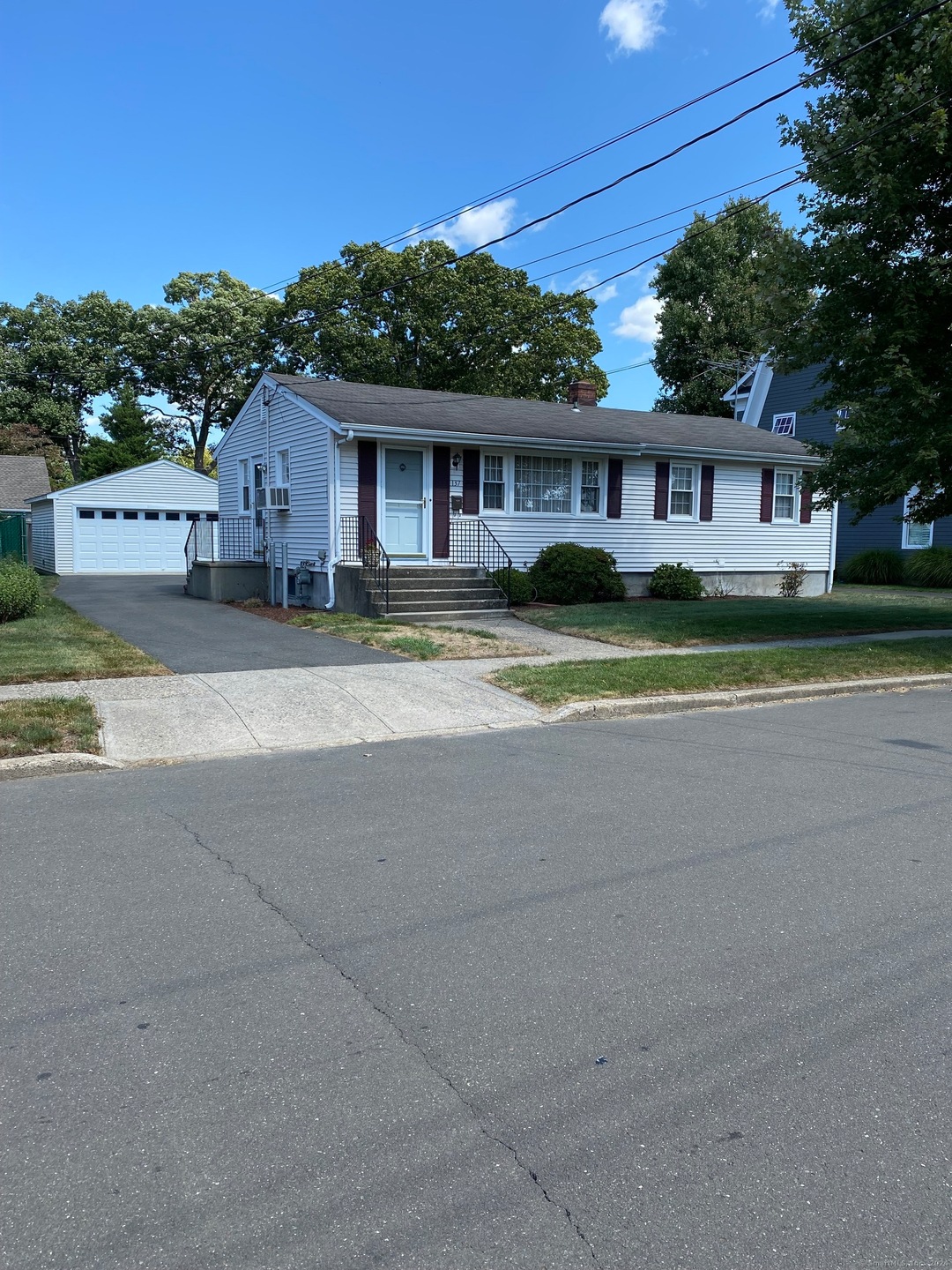 Welcome to 137 Millard Street
