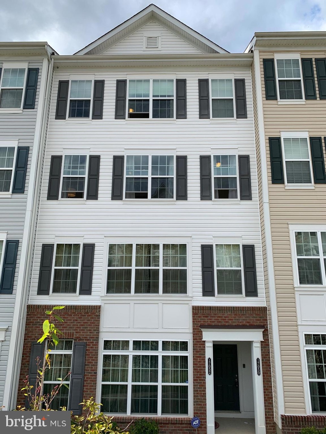 17050 Beveridge Dr, Dumfries, VA 22026 - photo 1