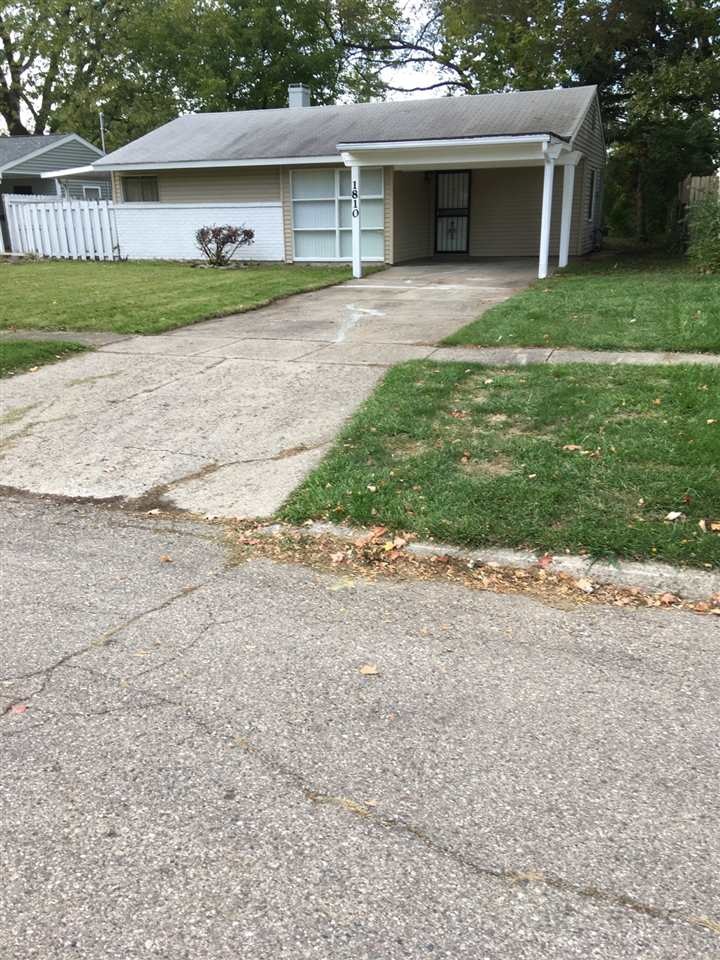 1810 Briarwood Dr, Flint, MI 48507 - photo 1