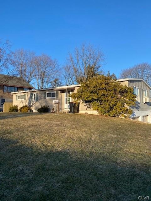 221 N 5th St, Lehighton, PA 18235 - photo 1