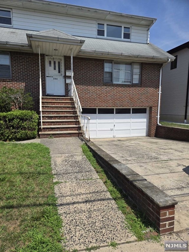 394 Chestnut Ave, South Hackensack, NJ 07606 - photo 1