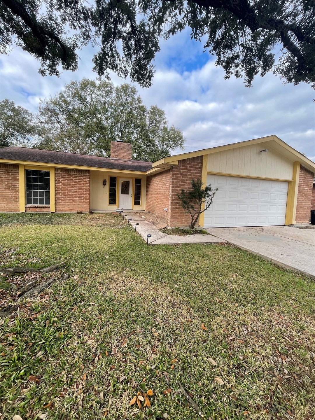 7626 Sunbonnet Ln, Houston, TX 77064 - photo 1