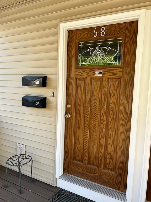 68 Warwick Rd unit 68, Newton, MA 02465 - photo 1