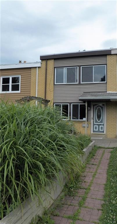 739 Mohawk St, Allentown, PA 18103 - photo 1