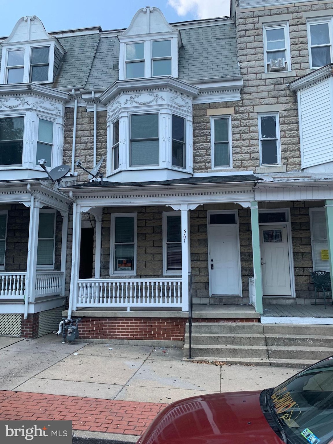 661 W Princess St, York, PA 17401 - photo 1