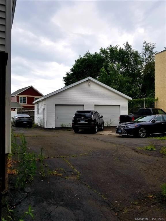 127 Bristol St. New Haven, CT