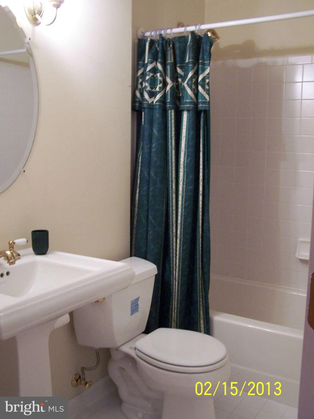 8210 Westwood Mews Ct, Vienna, VA 22182 - photo 1