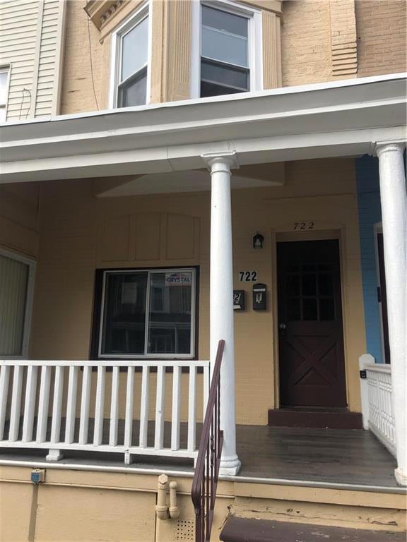 722 N 9th St unit 1, Allentown, PA 18102 - photo 1