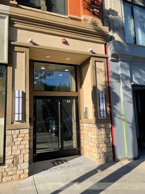 64 Market St unit 410, Lynn, MA 01901 - photo 1