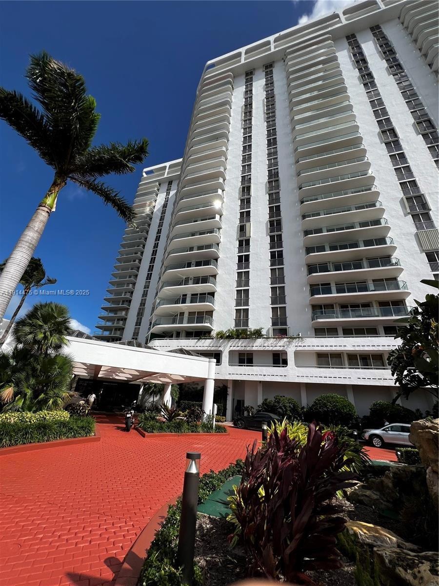 Turnberry Isle unit 4L, Aventura, FL 33180 - photo 1