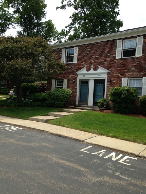 1501 Windsor Dr unit 1501, Framingham, MA 01701 - photo 1
