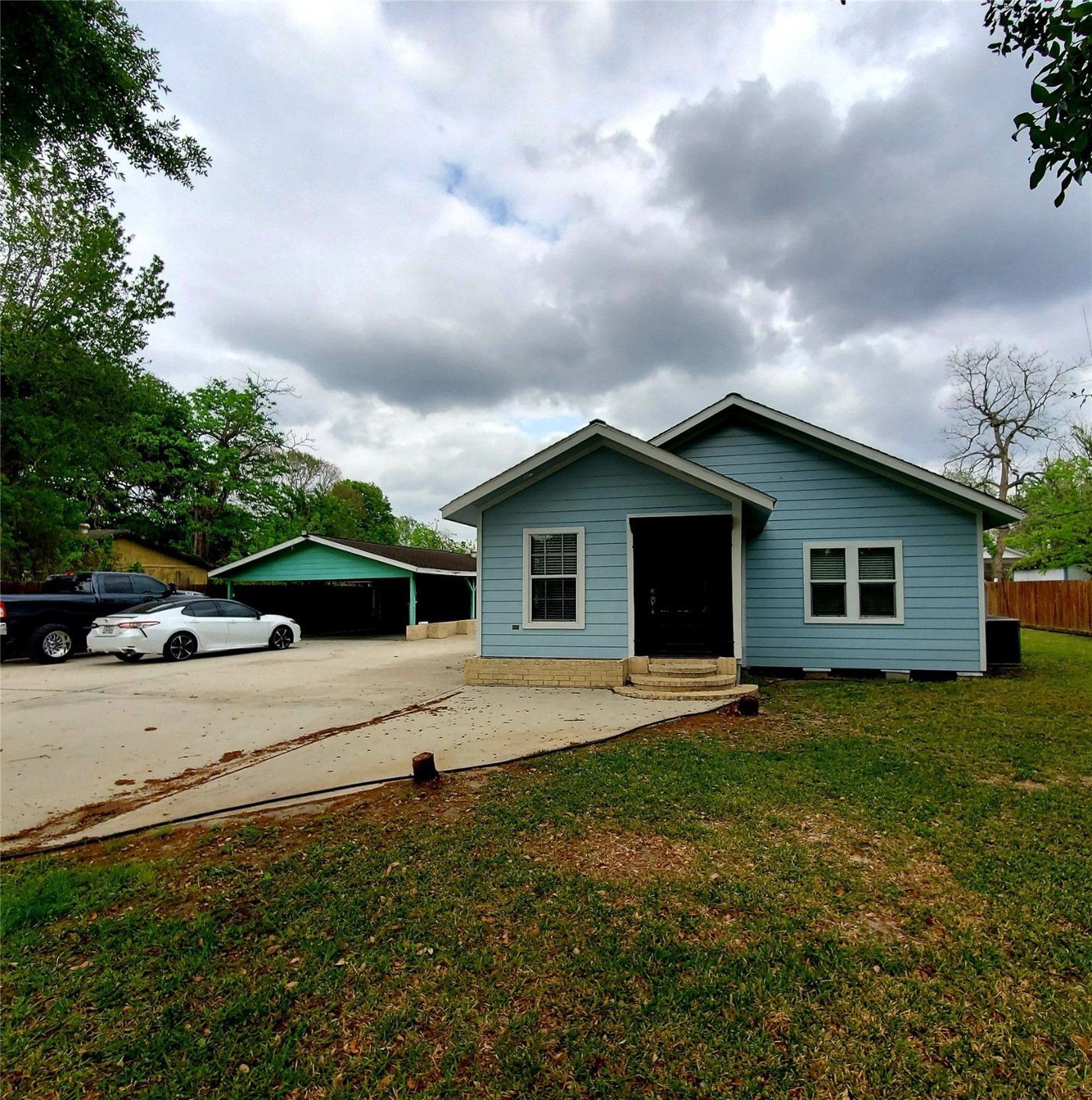 7212 Ray St, Houston, TX 77093 - photo 1