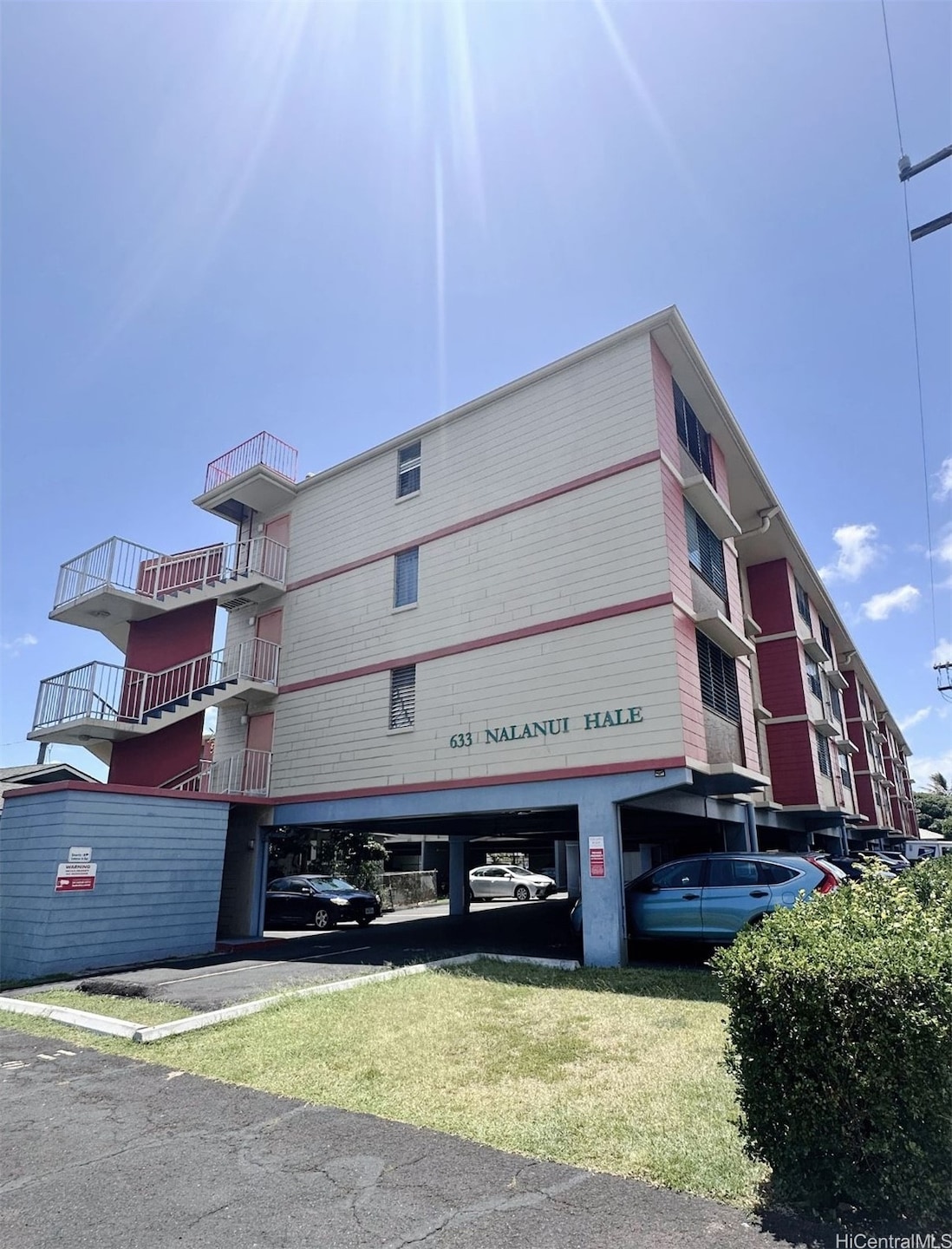 633 Nalanui St unit 215, Honolulu, HI 96817 - photo 1