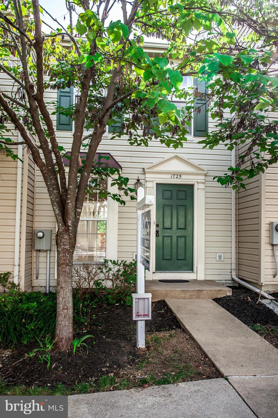 1725 Vonnies View Ct unit 130, Woodbridge, VA 22192 - photo 1