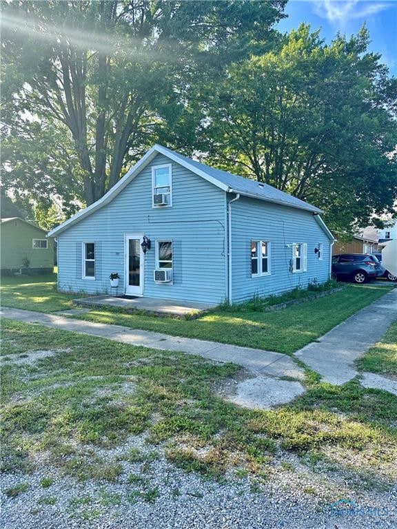 302 W Rings St, West Unity, OH 43570 - photo 1