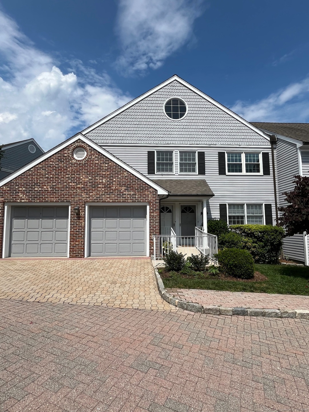 11 Pond Ln unit 11, Darien, CT 06820 - photo 1