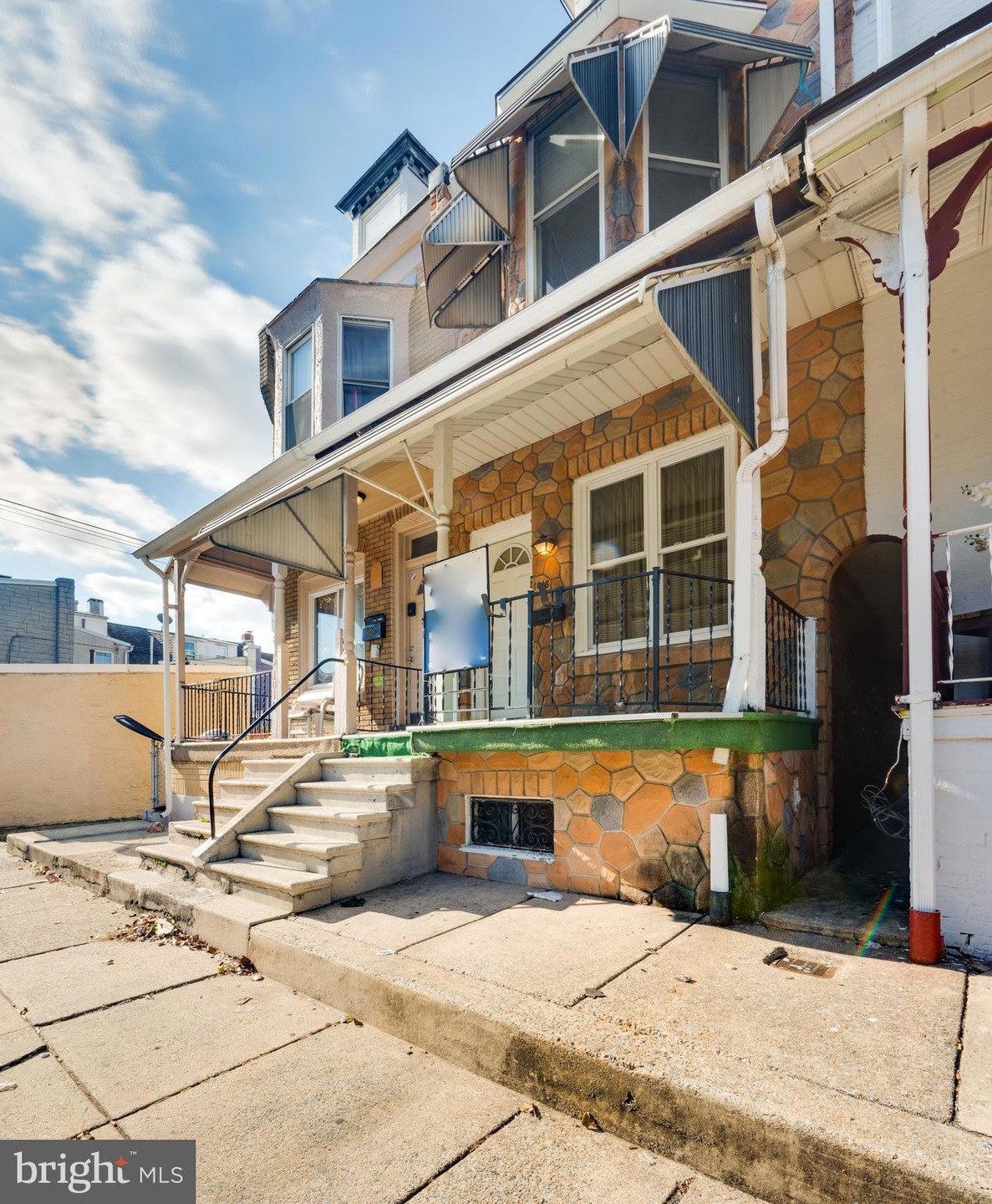 1018 Mulberry St, Reading, PA 19604 - photo 1