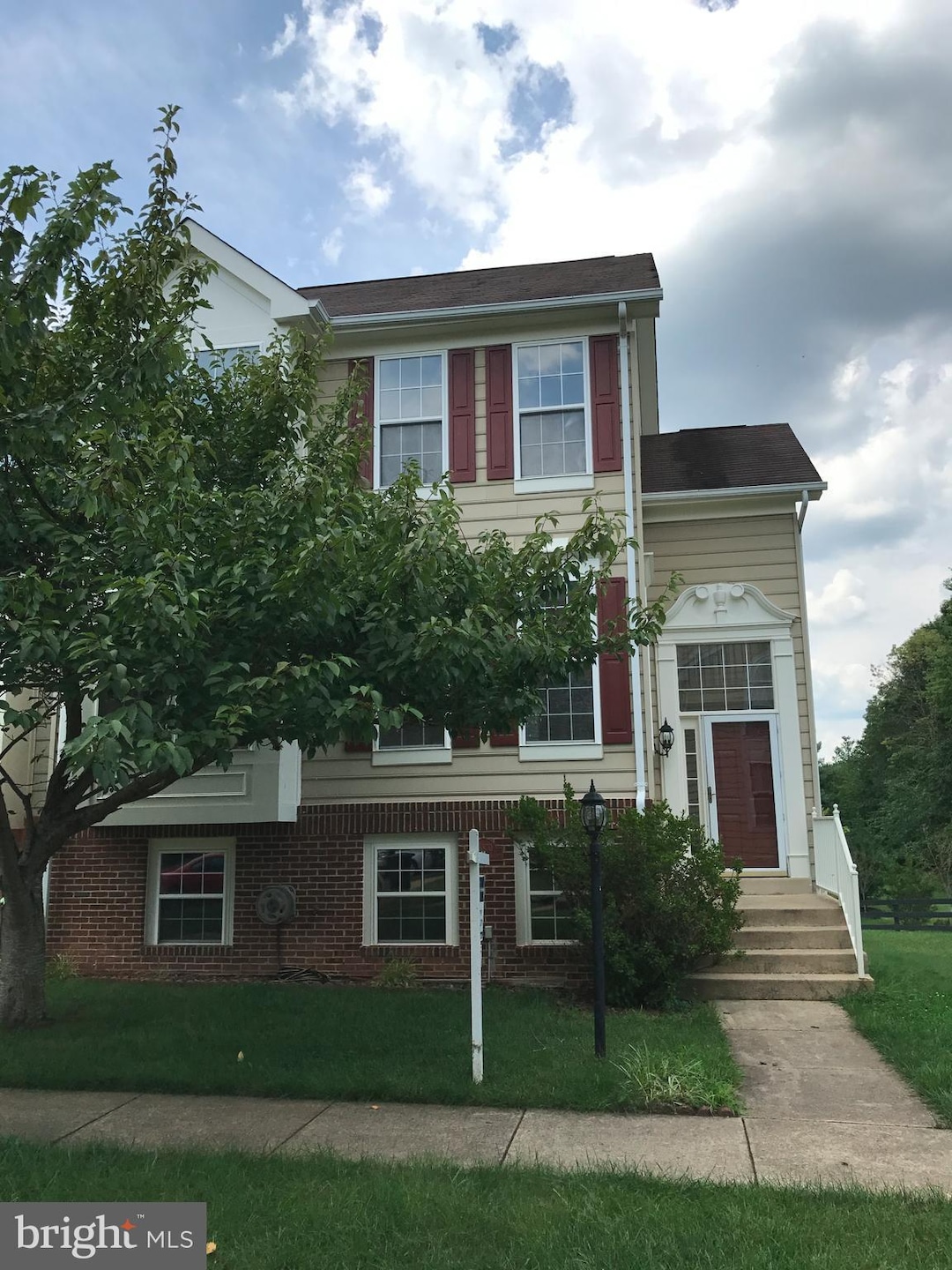 46870 Graham Cove Square, Sterling, VA 20165 - photo 1