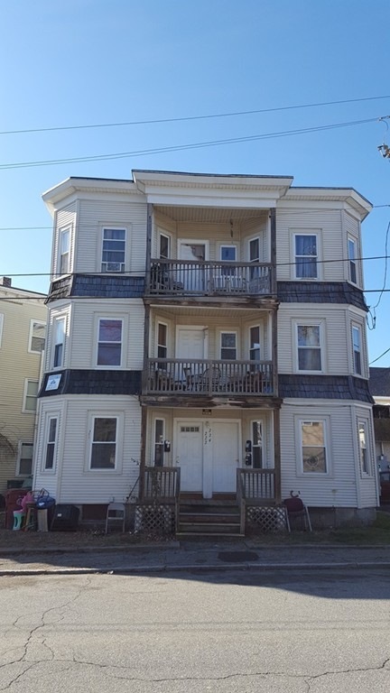 222 Cumberland Rd unit 1st Floor, Lowell, MA 01850 - photo 1