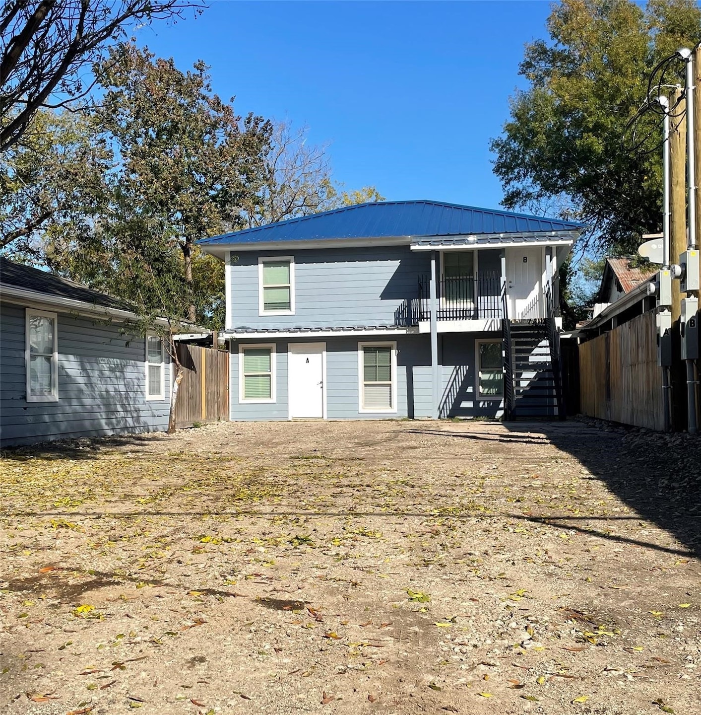 Spacious entryway with the first floor available f